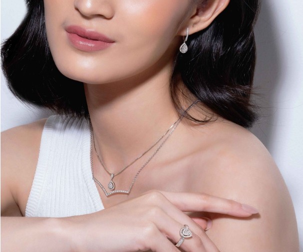 Pilihan Kalung Emas Model Terbaru Elegan untuk Tampilan Mewah